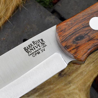 BRK Bushcrafter 3V 01
