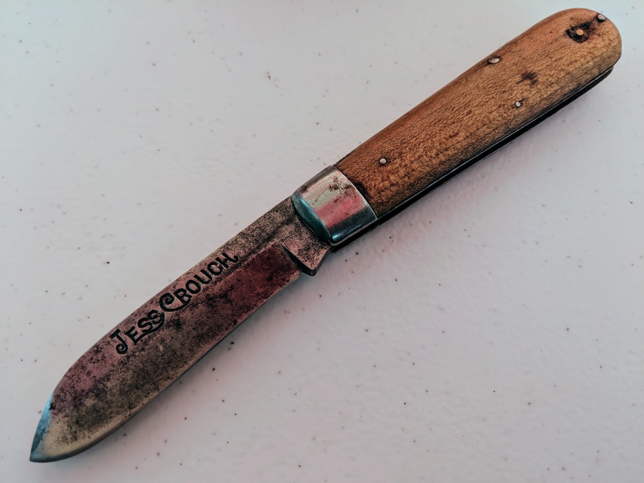 Jess Crouch custom pocket knife