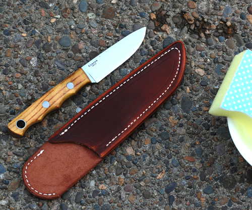 Wet-fitting knife sheath